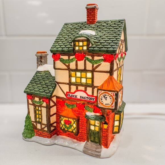 1997 Vintage, Trim A Home, Bayberry Village Clock Factory Lit House w/ Cord, Box - Picture 7 of 11